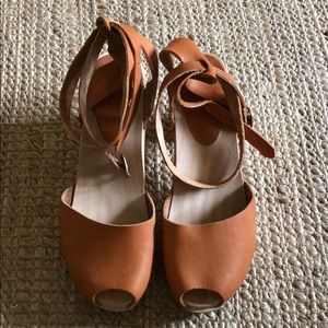 Bryr Annabelle Peep Toe Clogs. Wrap ankle.